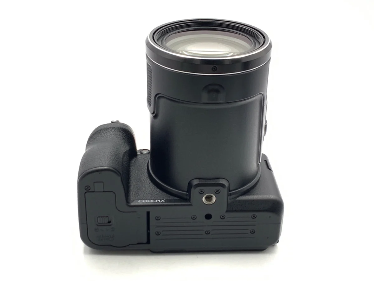 Nikon COOLPIX P950 - Thumbnail 3