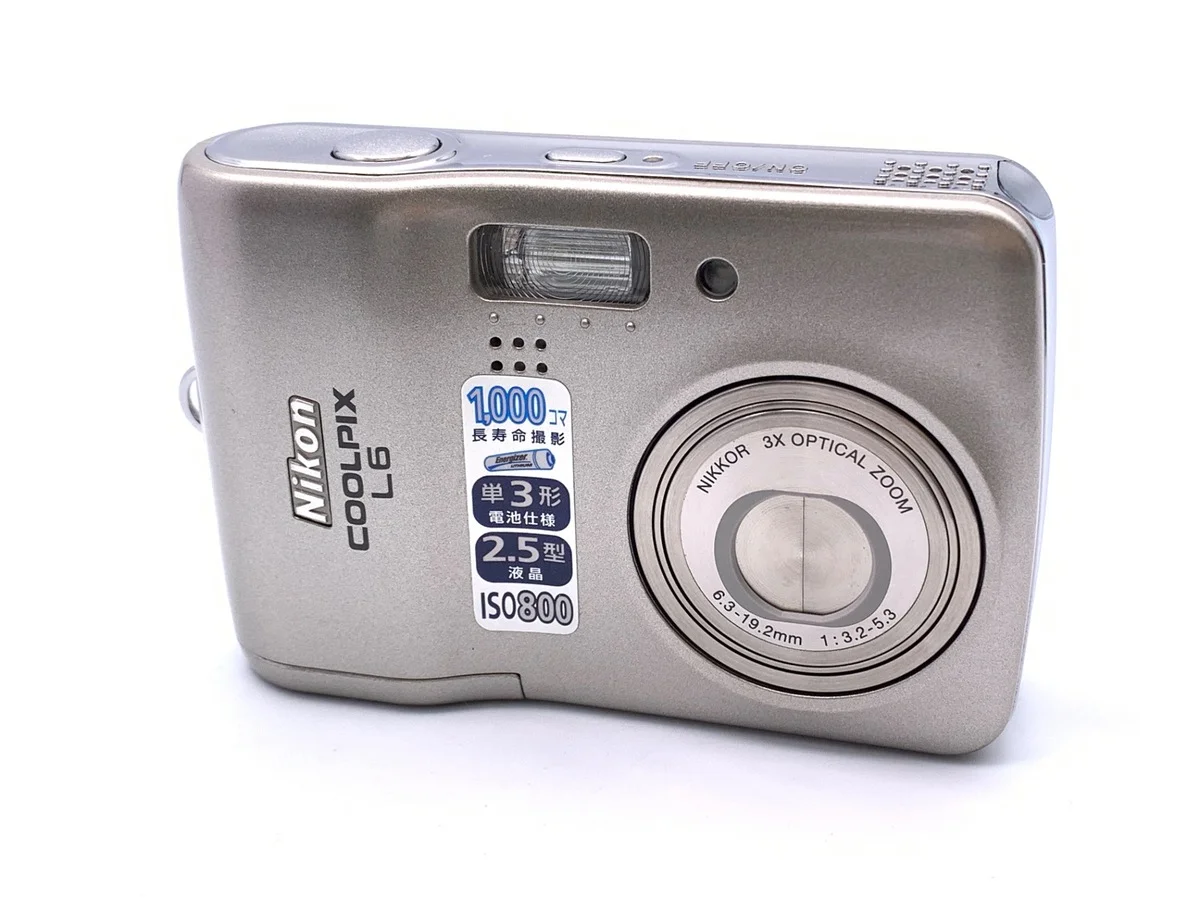 Nikon COOLPIX L6 600