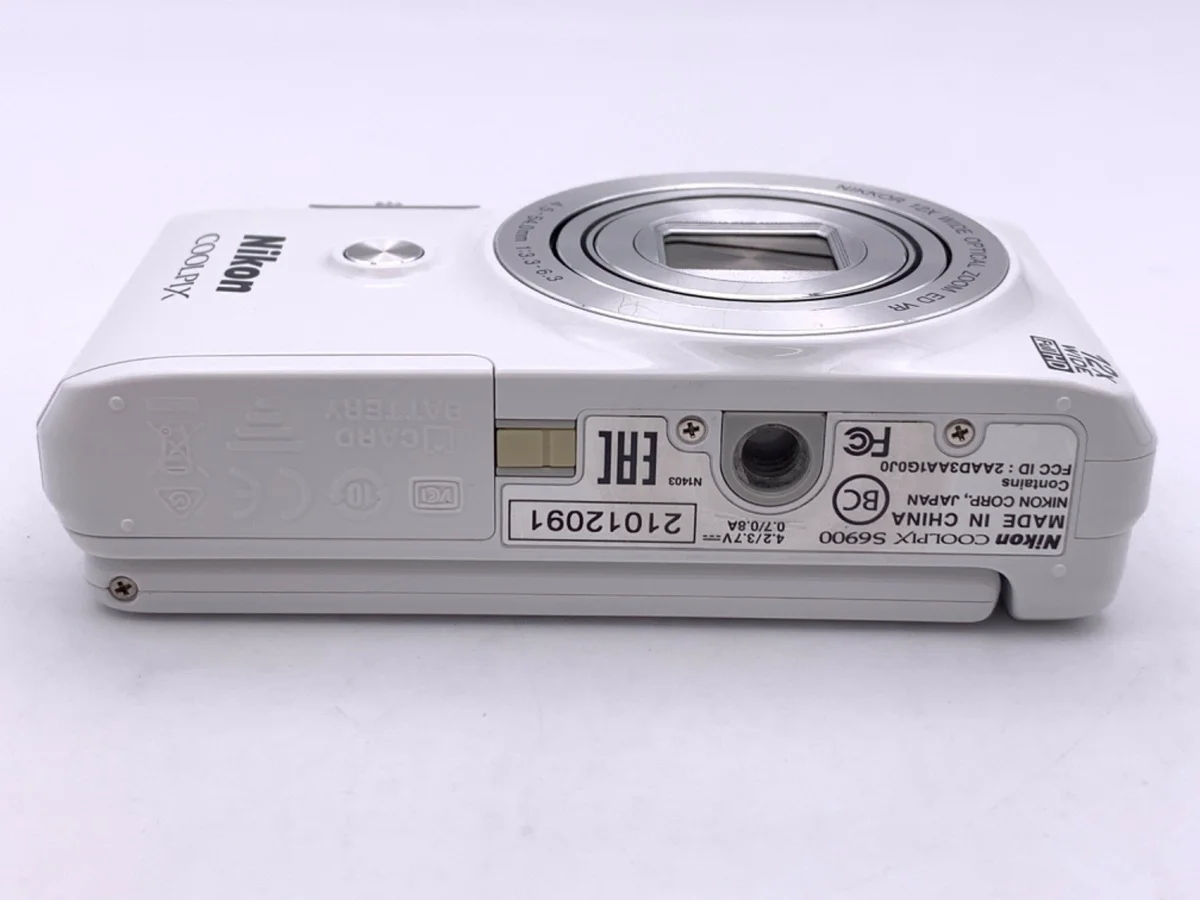 Nikon COOLPIX S6900WH - Thumbnail 3