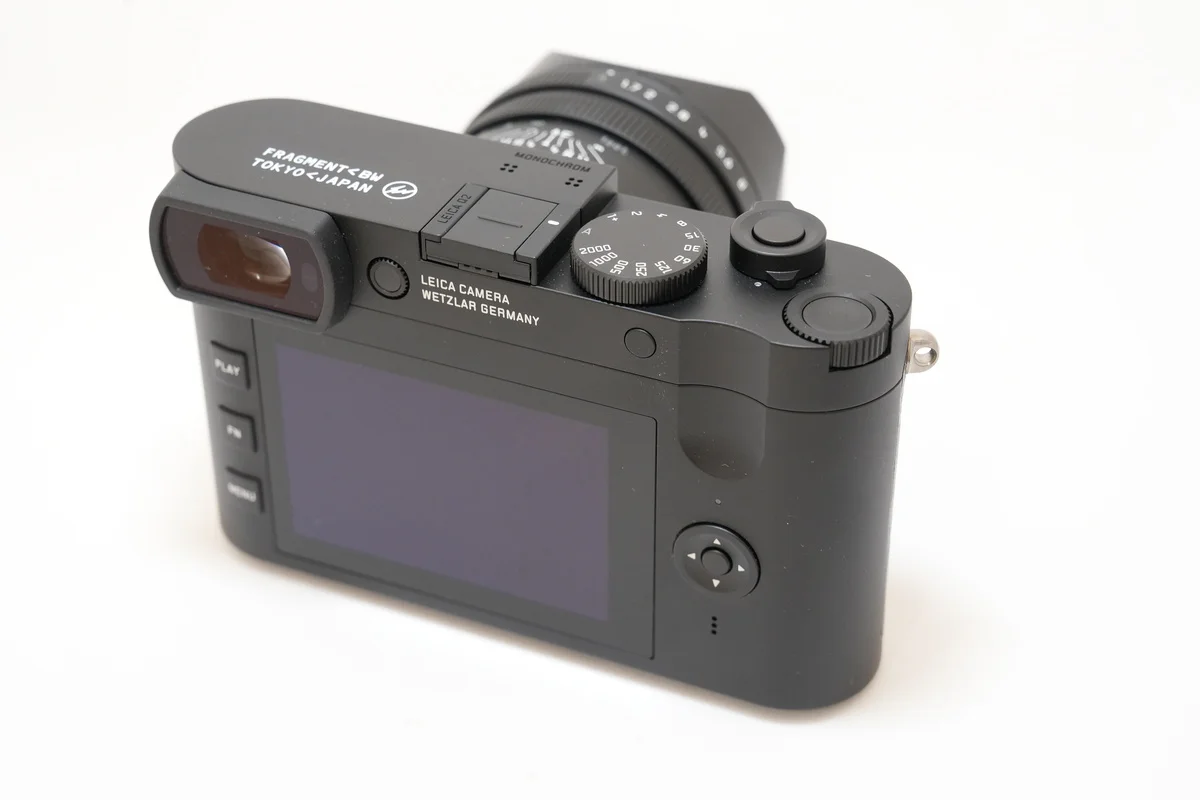 Leica Q2 fragment Edition - Thumbnail 2