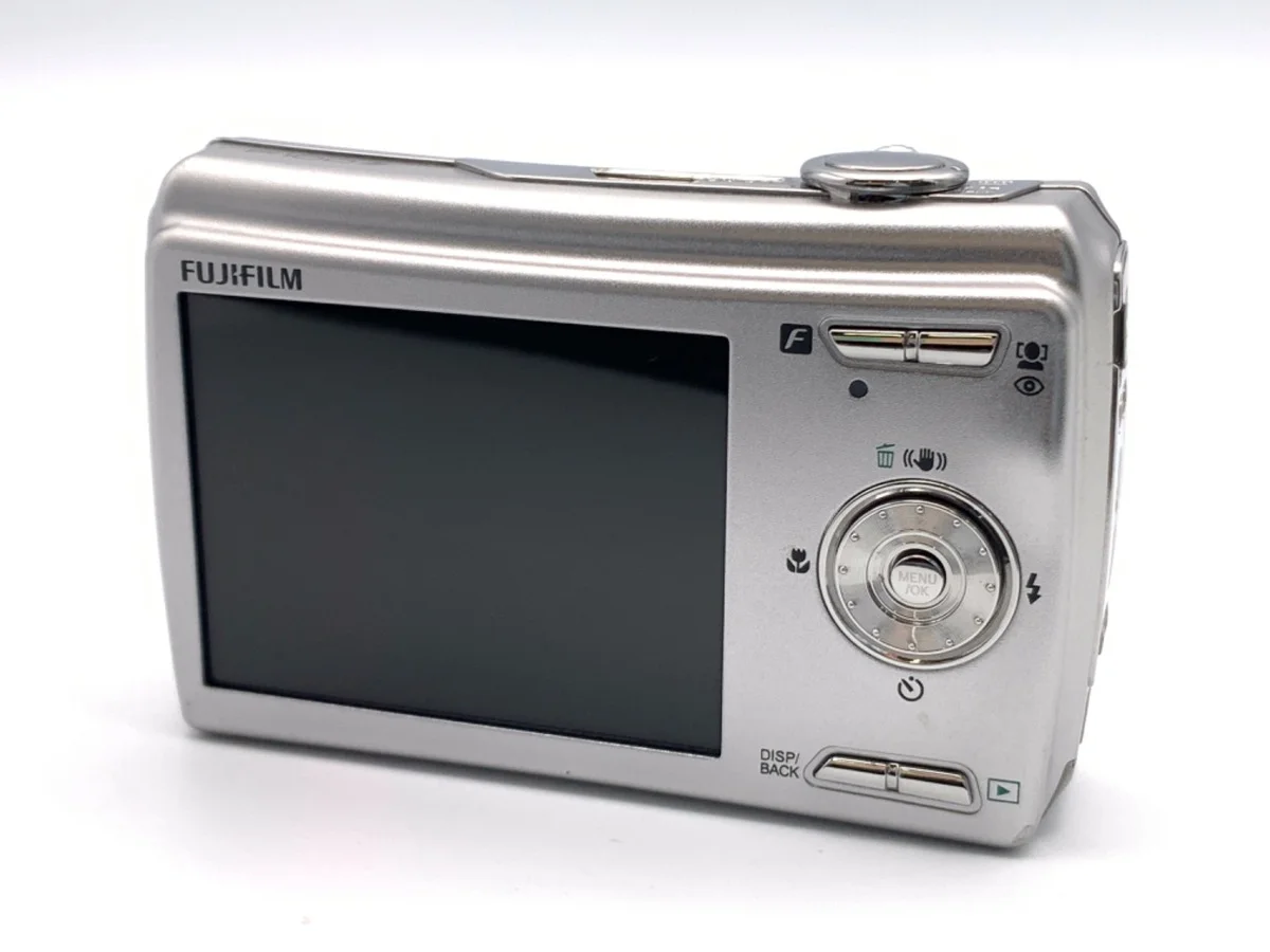 Fujifilm FinePixF100fd - 縮圖 2