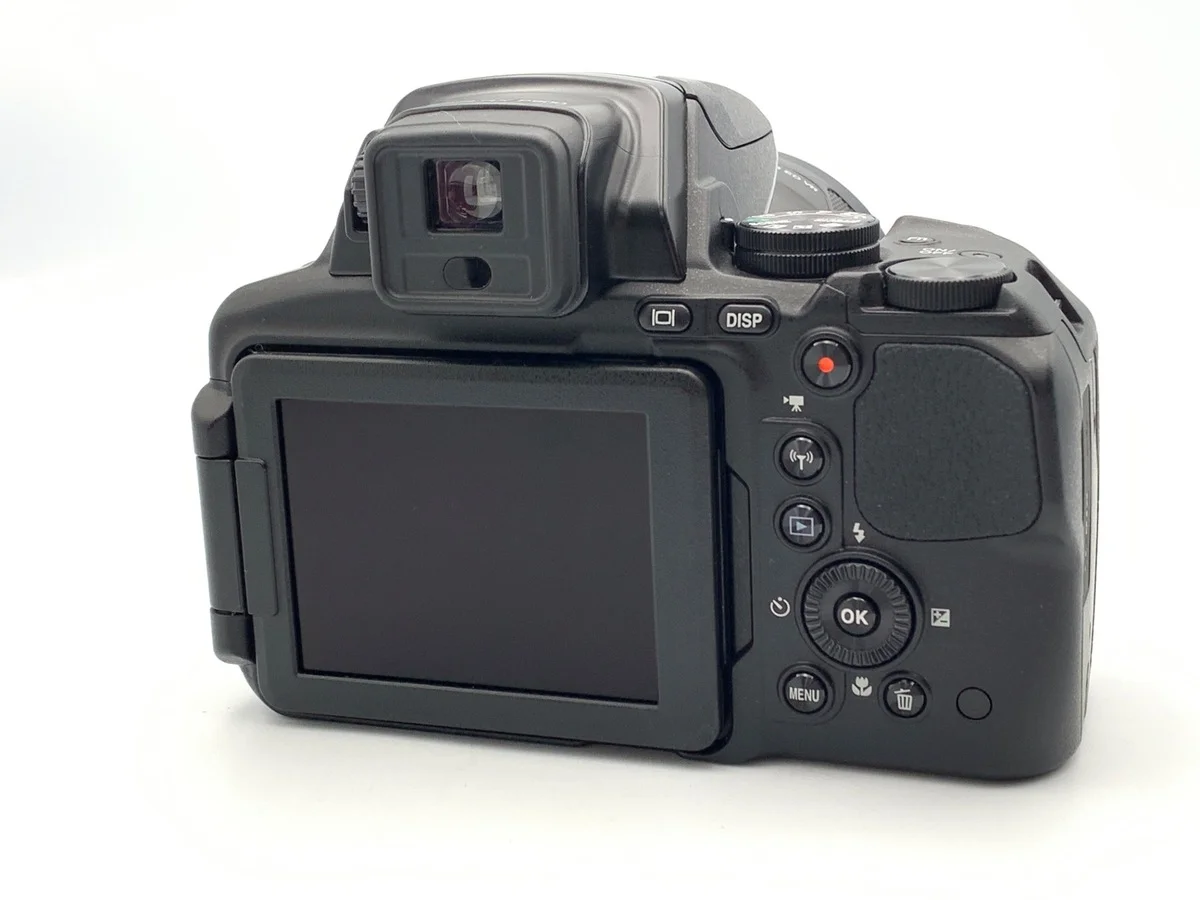 Nikon COOLPIX P900 - Thumbnail 2