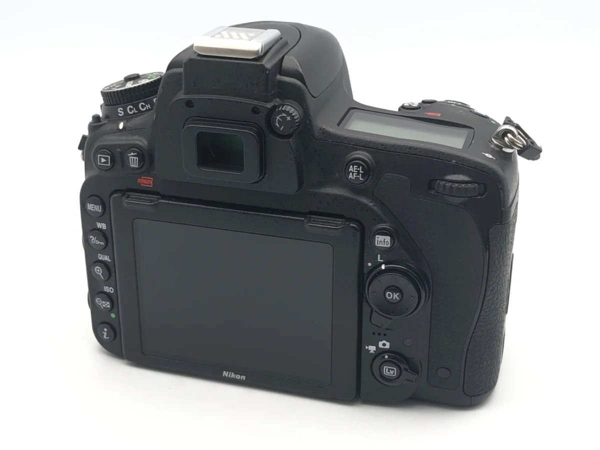 Nikon D750 - Thumbnail 2