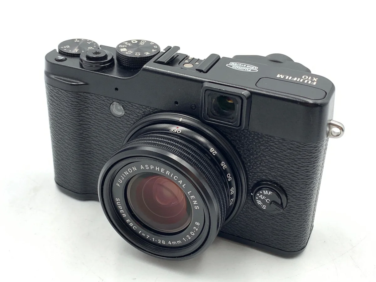 Fujifilm X10