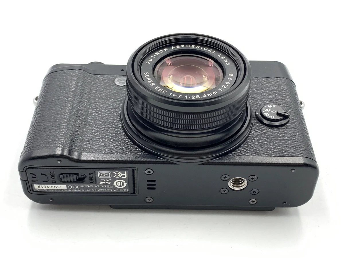 Fujifilm X10 - Thumbnail 3