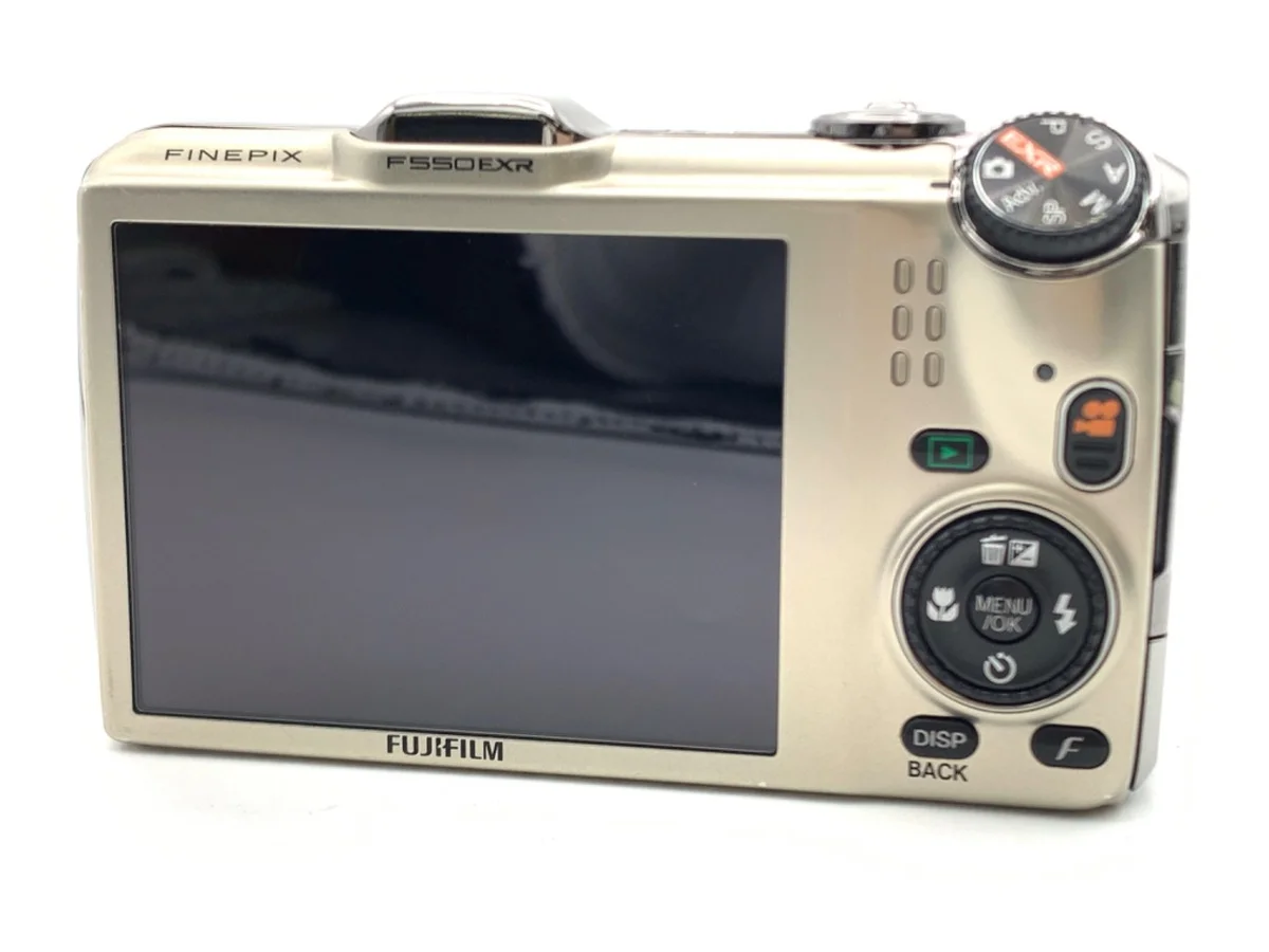 Fujifilm FinePix F550EXR - Thumbnail 2