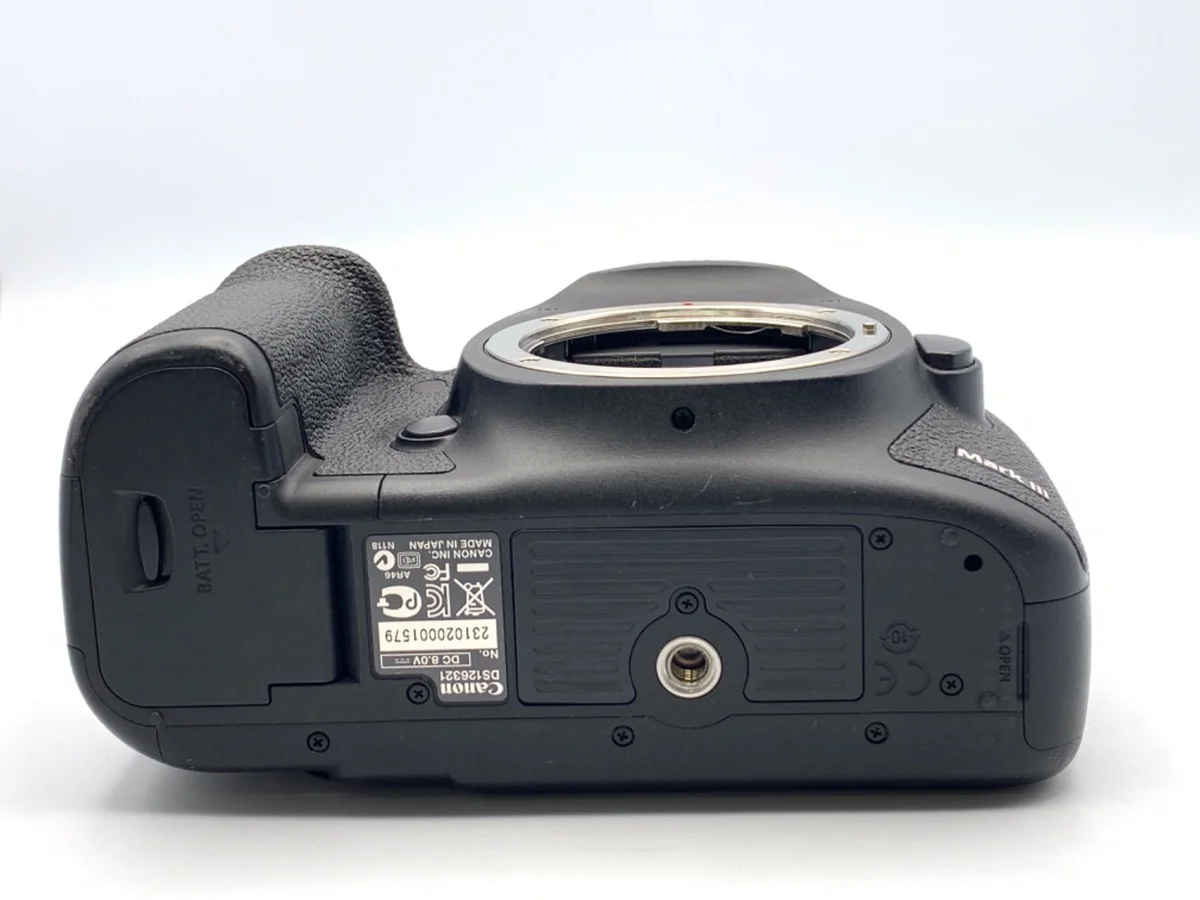 Canon EOS 5D MarkIII - Thumbnail 3