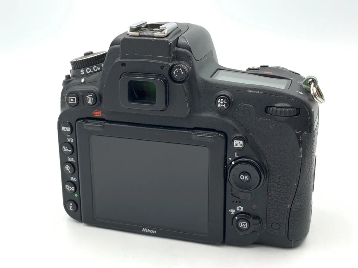 Nikon D750 - Thumbnail 2