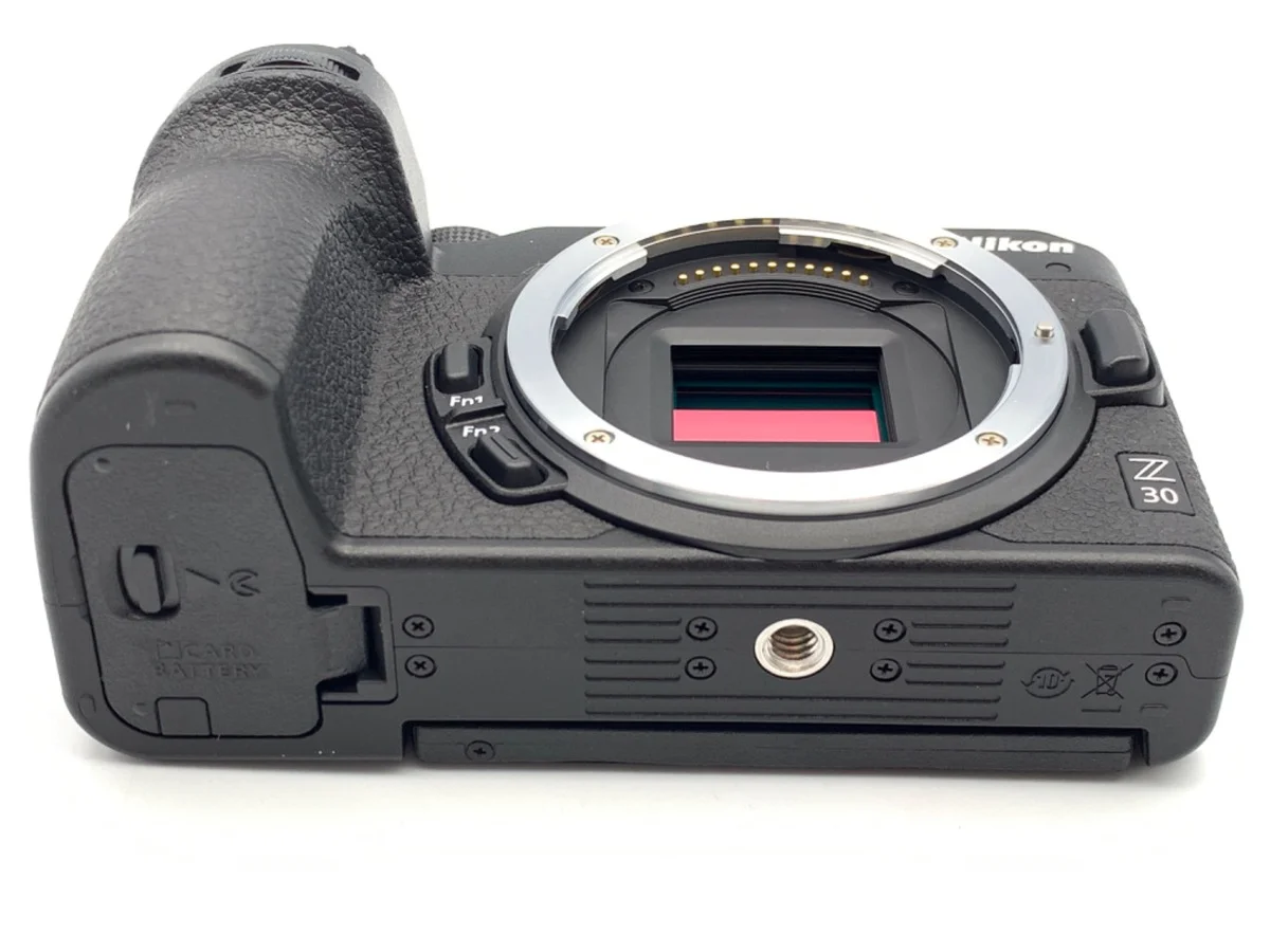 Nikon Z30 - Thumbnail 3