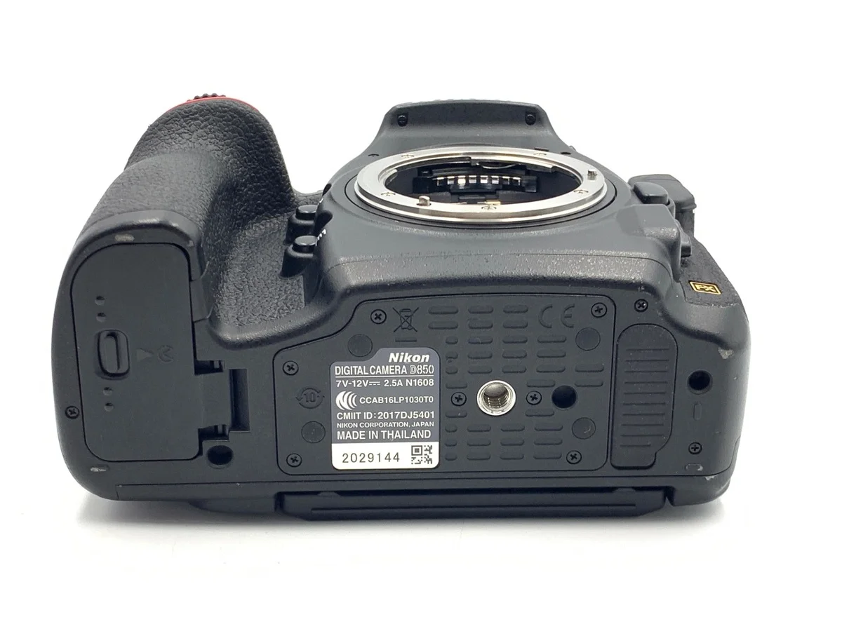 Nikon D850 - Thumbnail 3