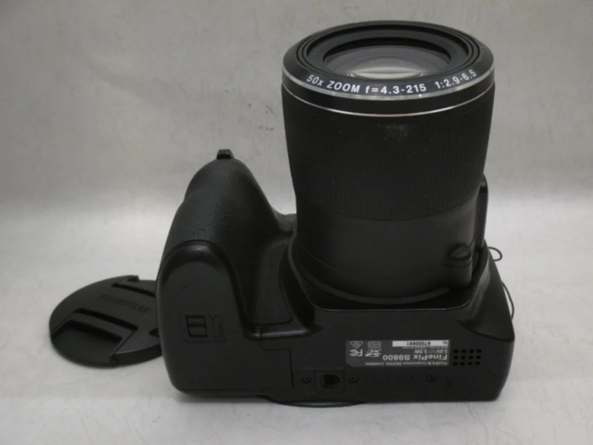 Fujifilm FinePix S9800 1620 - Thumbnail 3