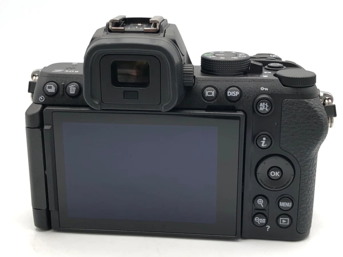 Nikon Z50II - Thumbnail 2