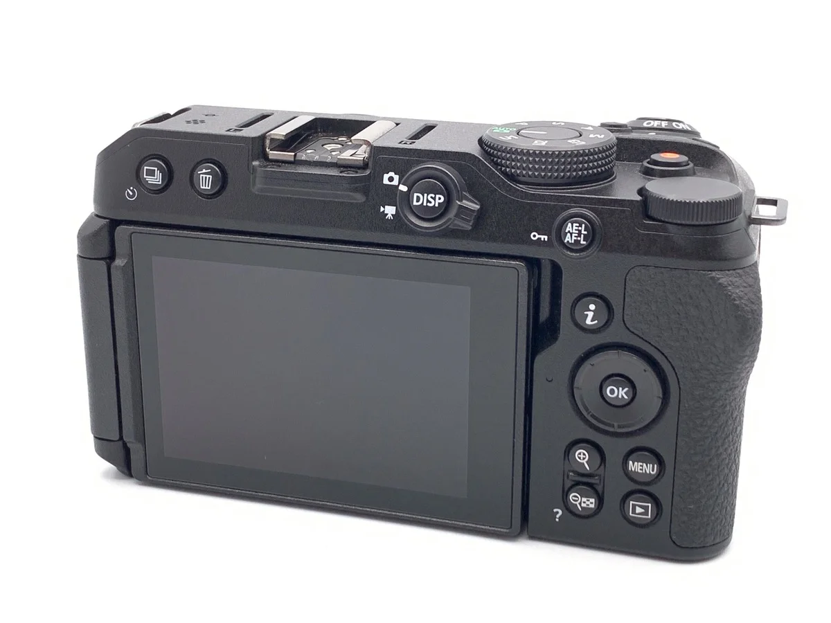 Nikon Z30 - Thumbnail 2