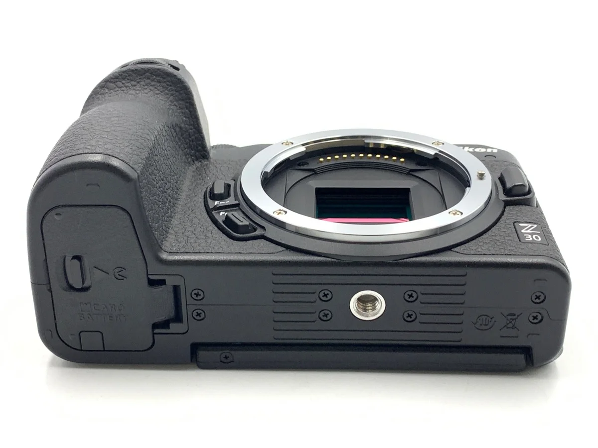 Nikon Z30 - Thumbnail 3