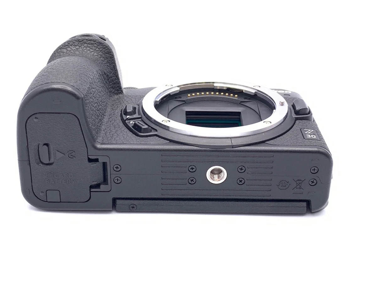 Nikon Z30 - Thumbnail 3