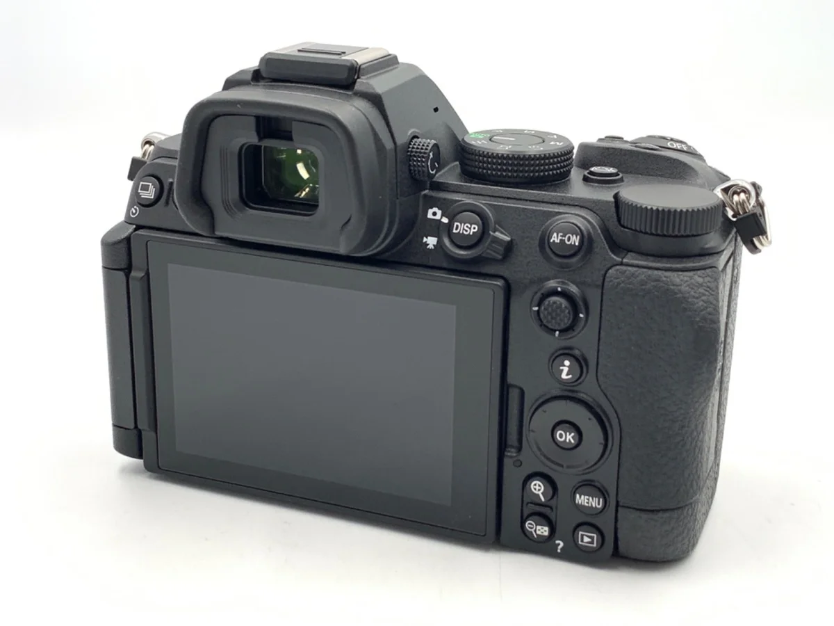 Nikon Z5II - Thumbnail 2