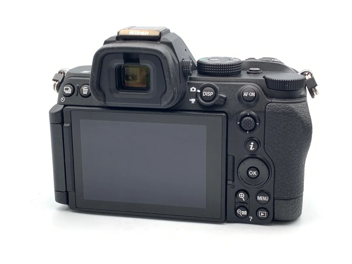 Nikon Z5II - Thumbnail 2