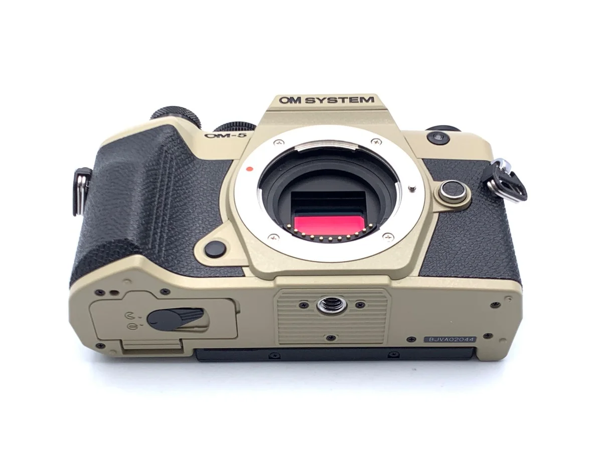 Olympus OM SYSTEM OM-5 Mark II - Thumbnail 3