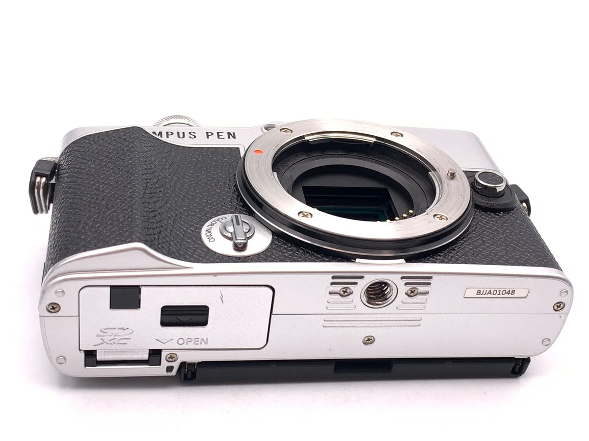 Olympus PEN E-P7 - Thumbnail 3