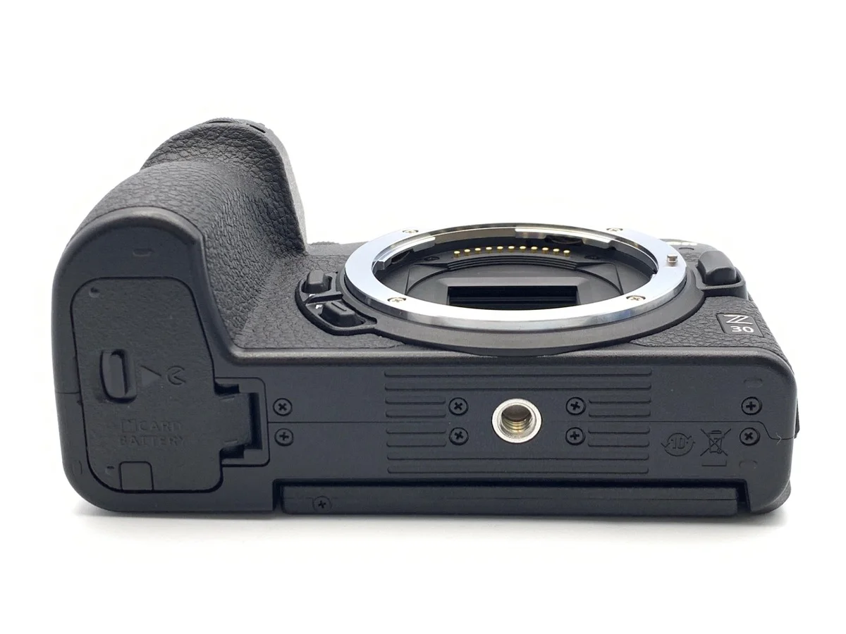 Nikon Z30 - Thumbnail 3