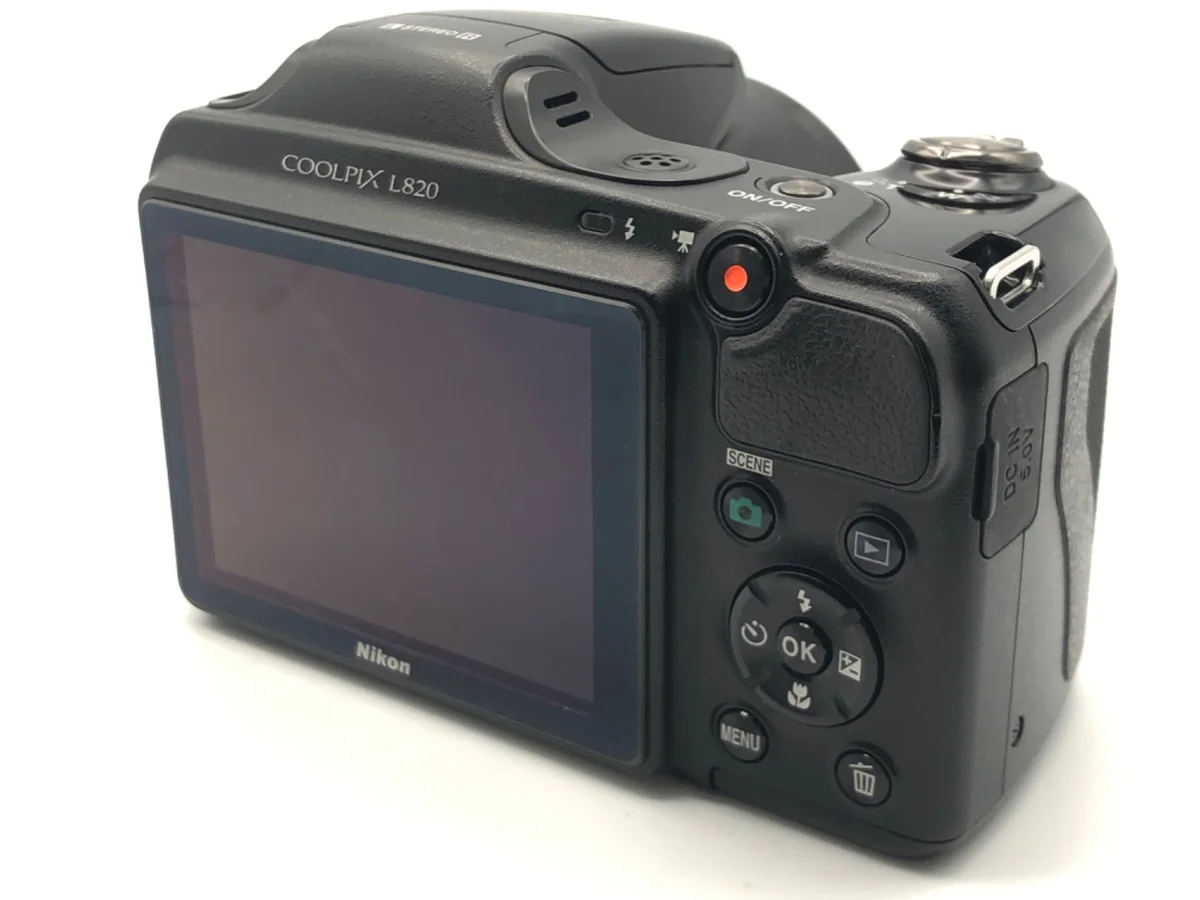 Nikon COOLPIX L820 BK - Thumbnail 2