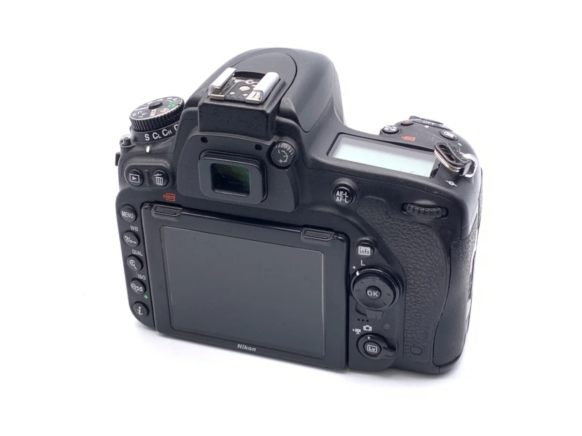 Nikon D750 - Thumbnail 2