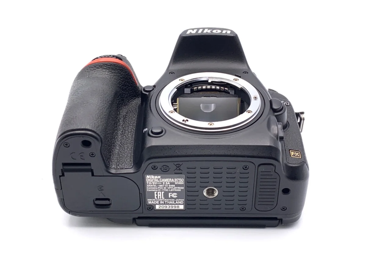 Nikon D750 - Thumbnail 3