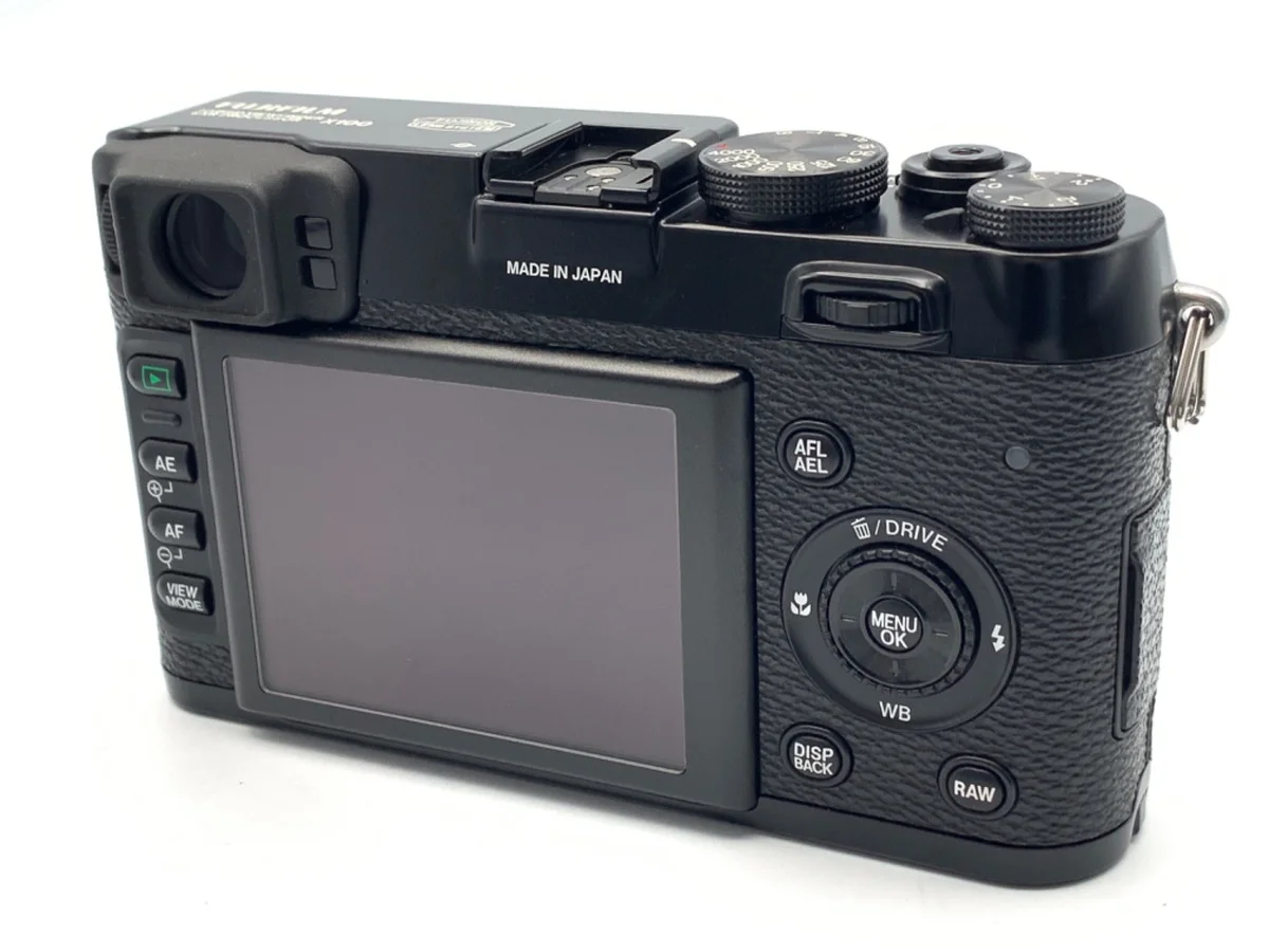 Fujifilm FinePix X100 Limited Edition - Thumbnail 2