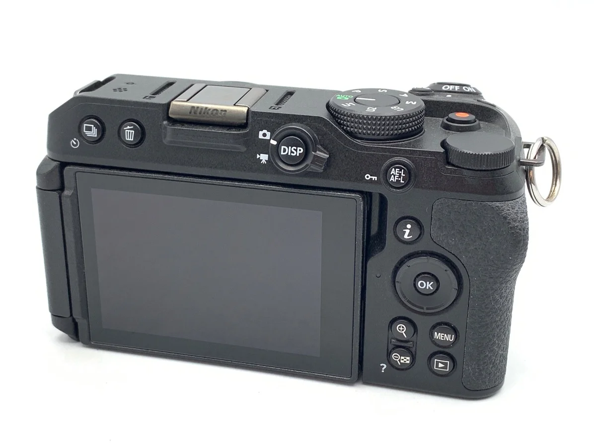 Nikon Z30 - Thumbnail 2