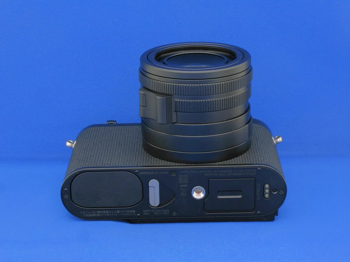 Leica Q3 - Thumbnail 3