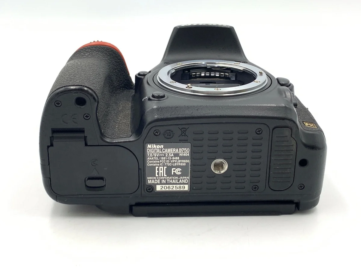 Nikon D750 - Thumbnail 3