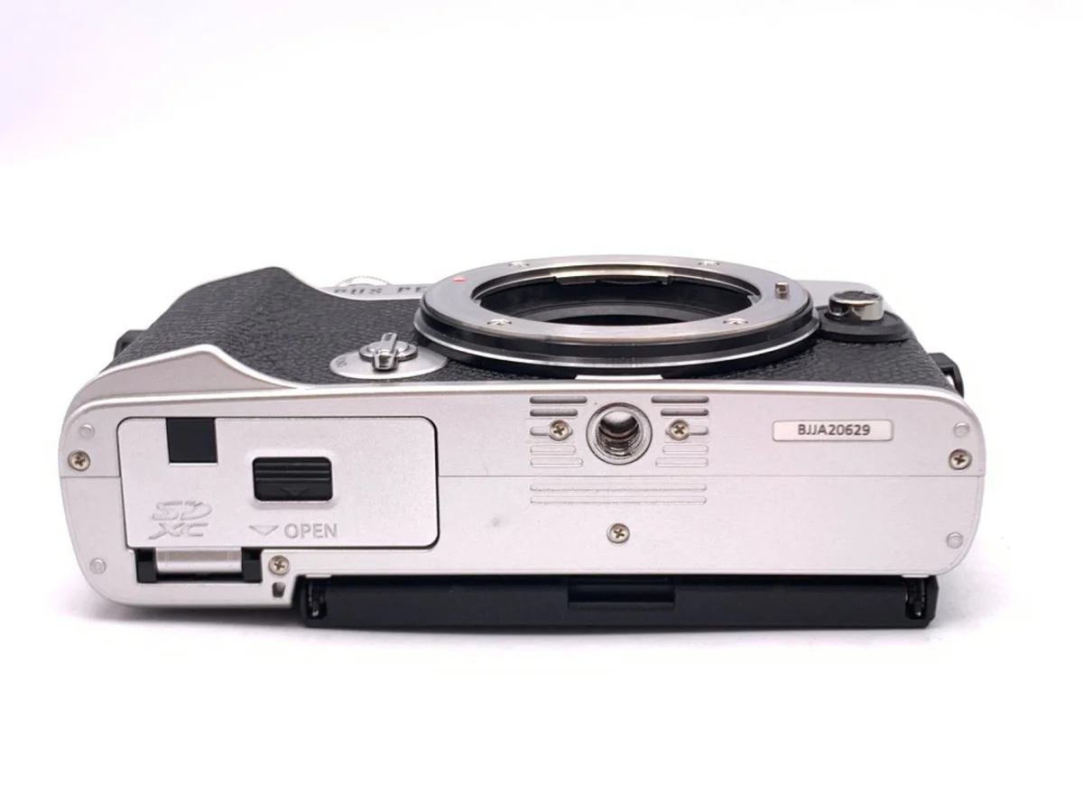 Olympus PEN E-P7 - Thumbnail 3