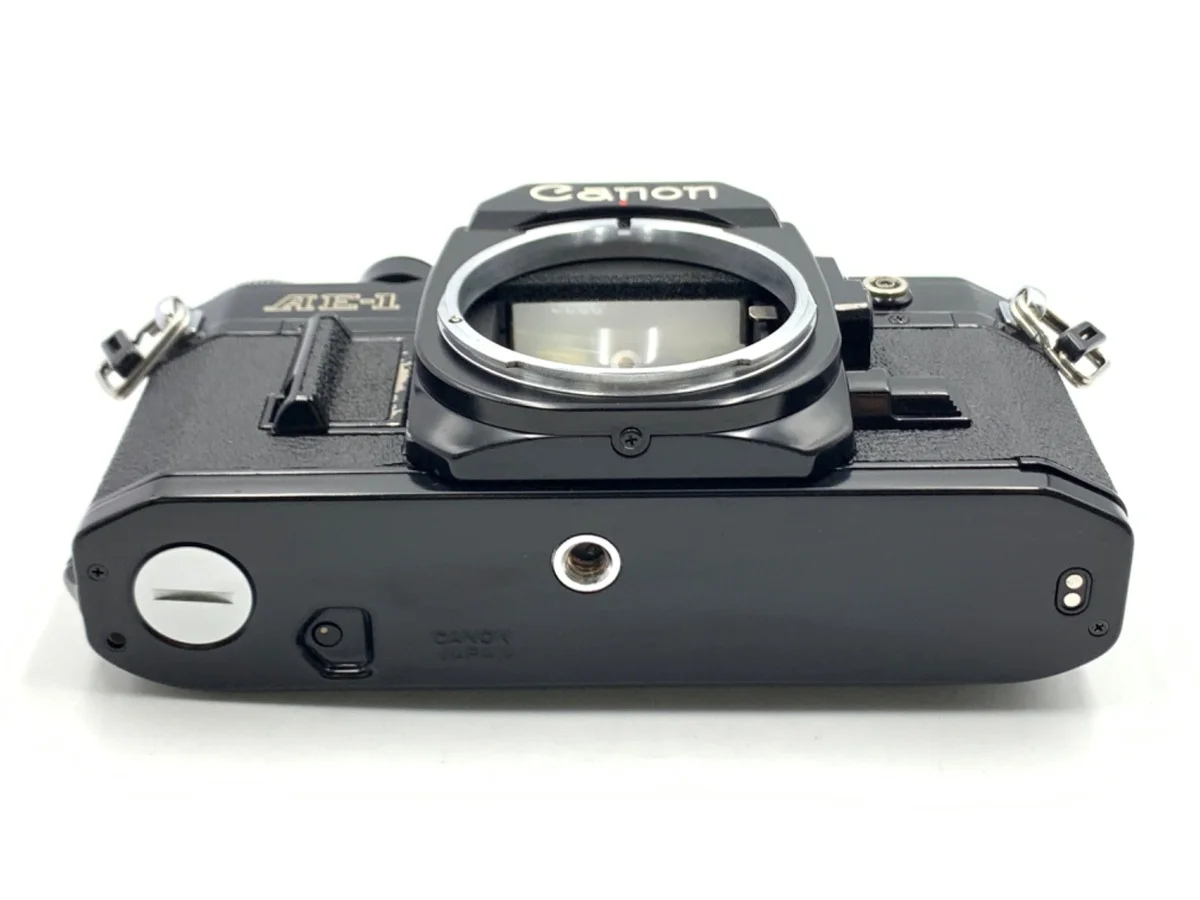 Canon AE-1 - 縮圖 3