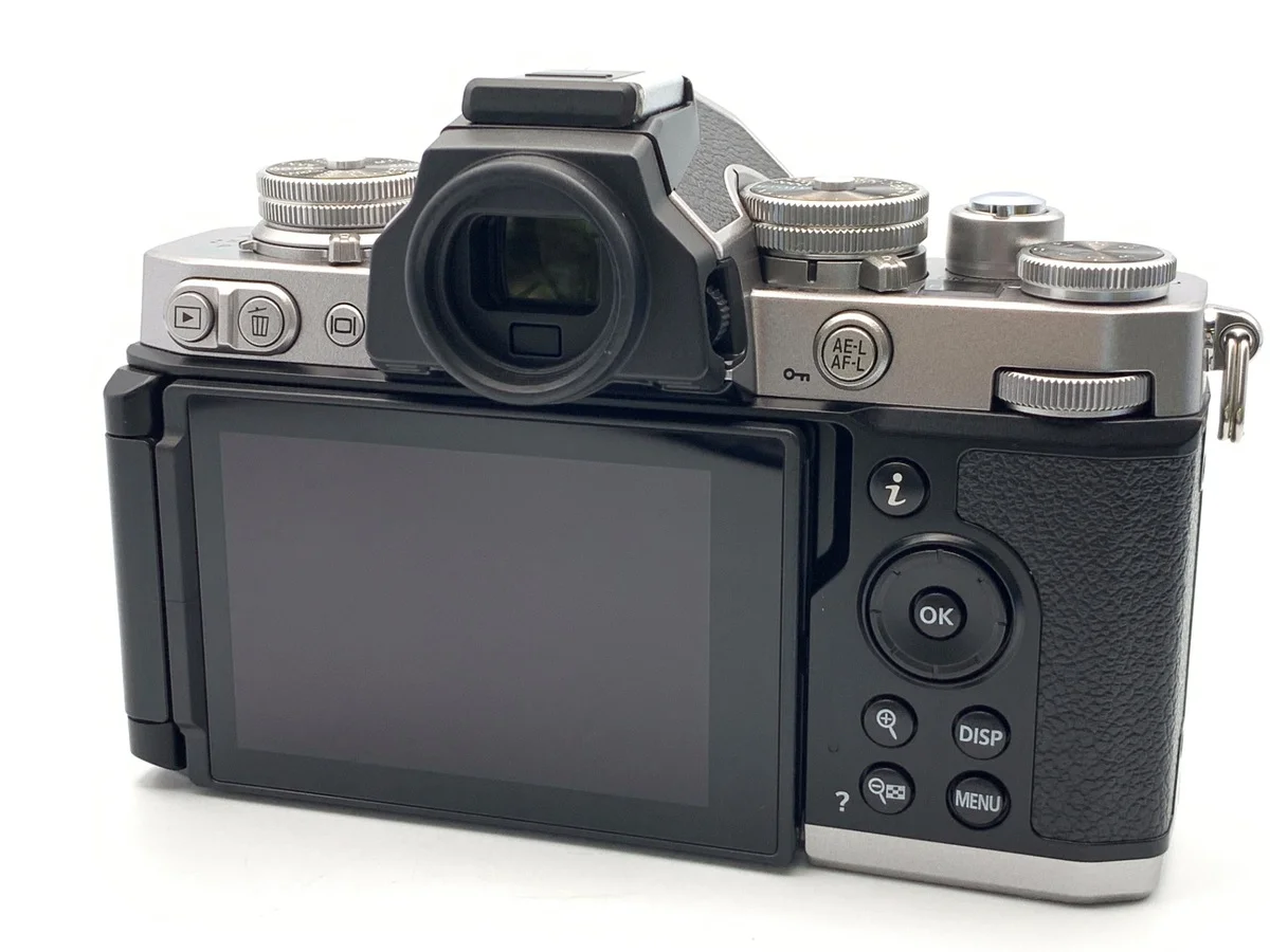 Nikon Zfc - Thumbnail 2
