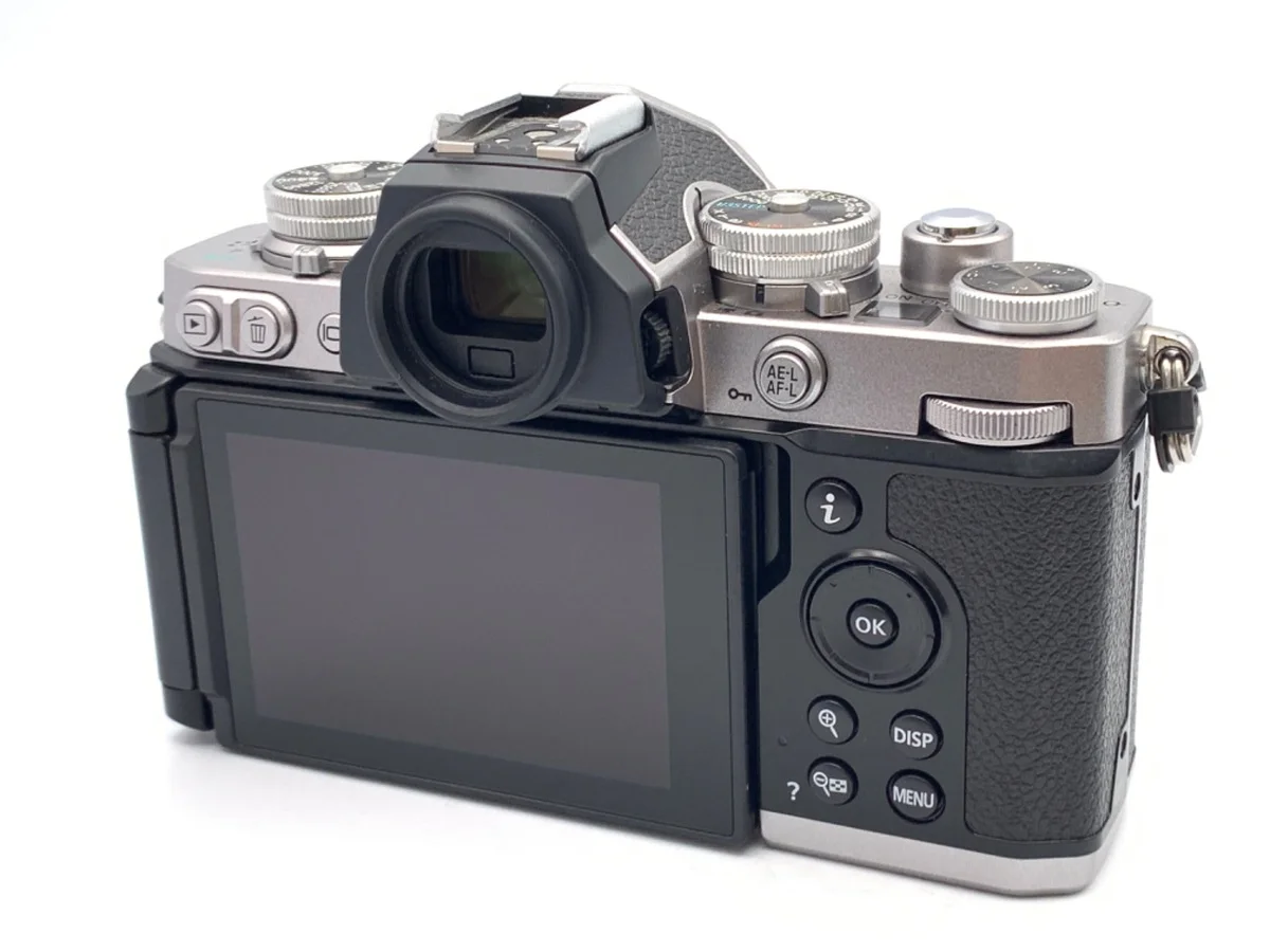 Nikon Zfc - Thumbnail 2