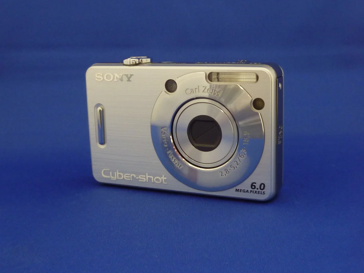 Sony DSC-W50 600
