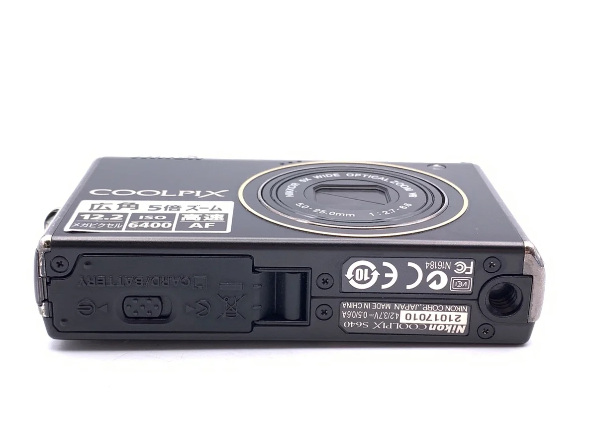 Nikon COOLPIX S640 - Thumbnail 3