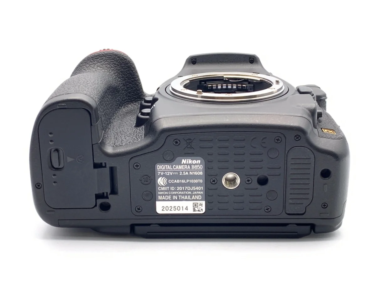 Nikon D850 - Thumbnail 3