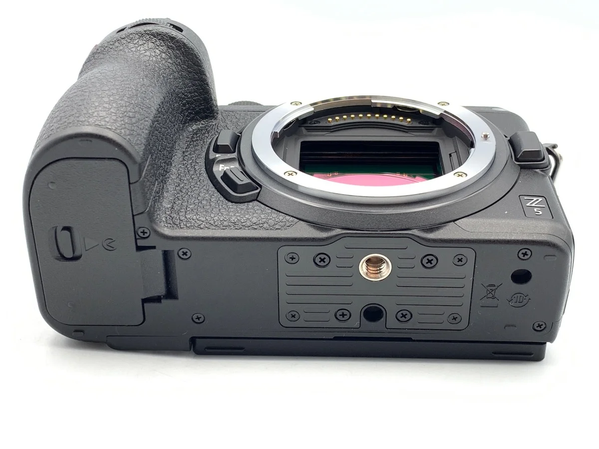 Nikon Z5 - Thumbnail 3