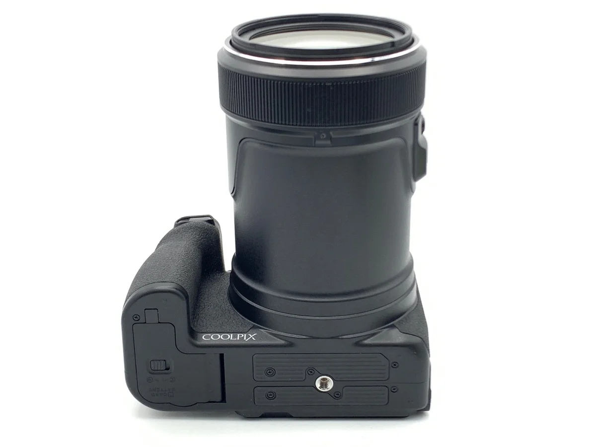 Nikon COOLPIX P1000 - Thumbnail 3