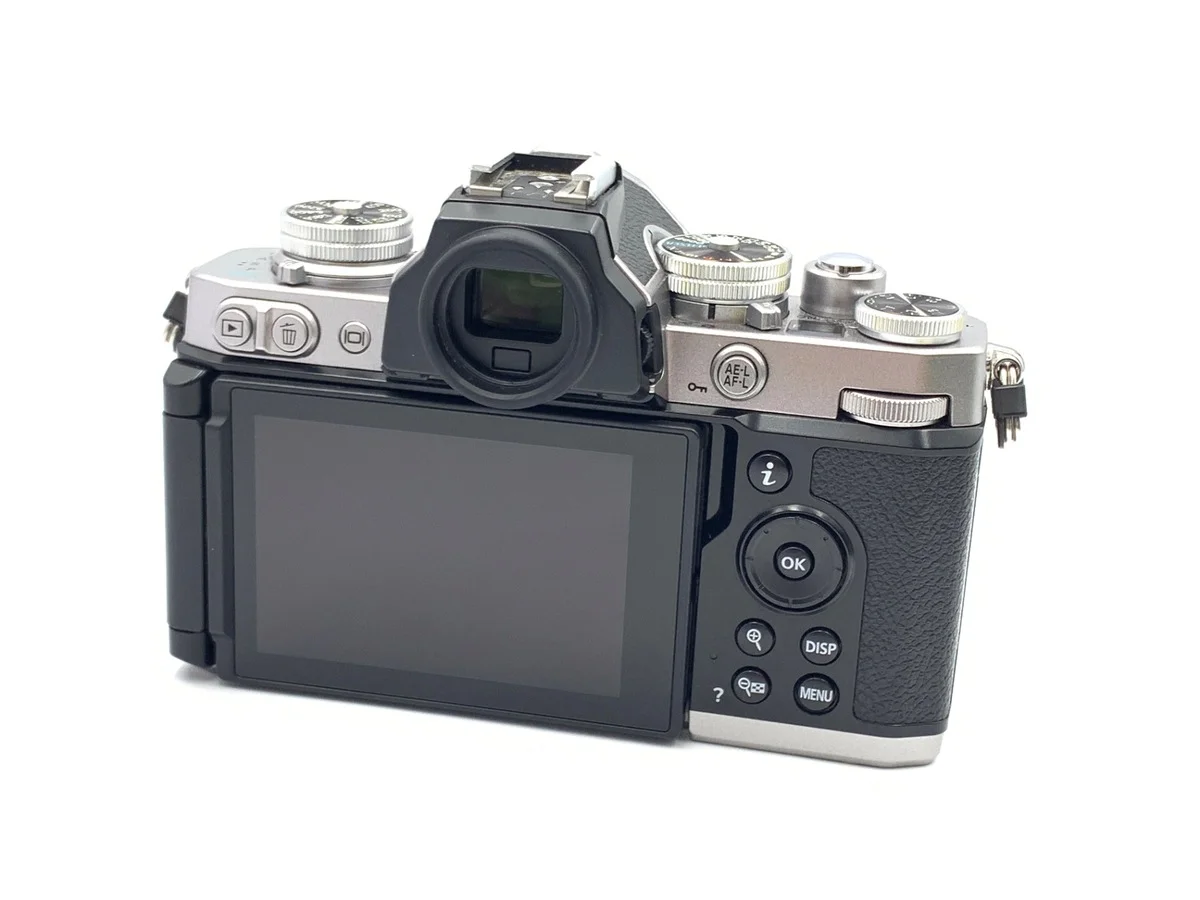 Nikon Zfc - Thumbnail 2