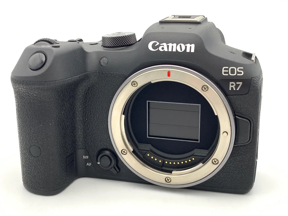 Canon EOS R7