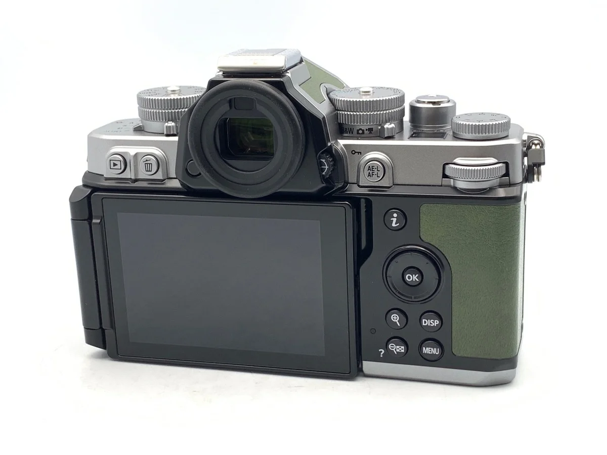 Nikon Zf - Thumbnail 2