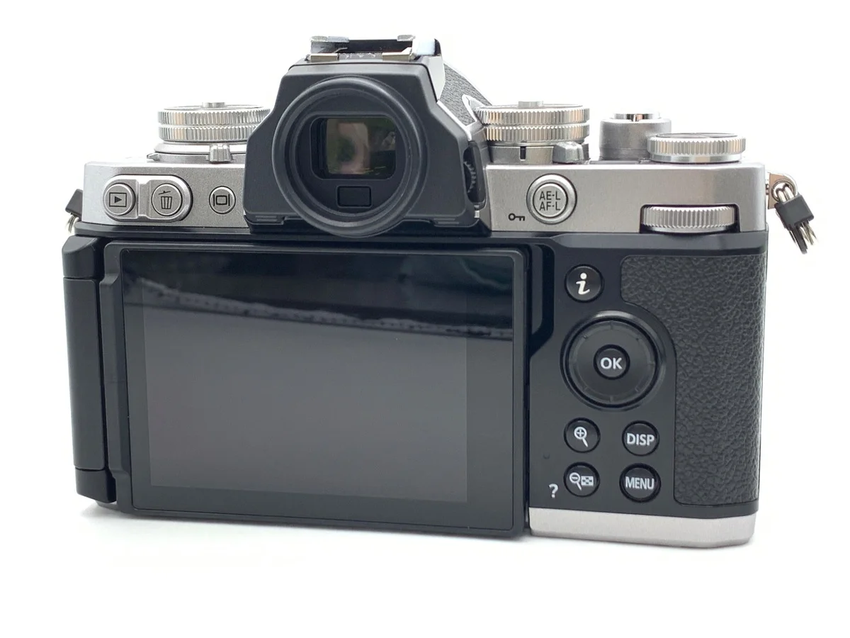 Nikon Zfc - Thumbnail 2