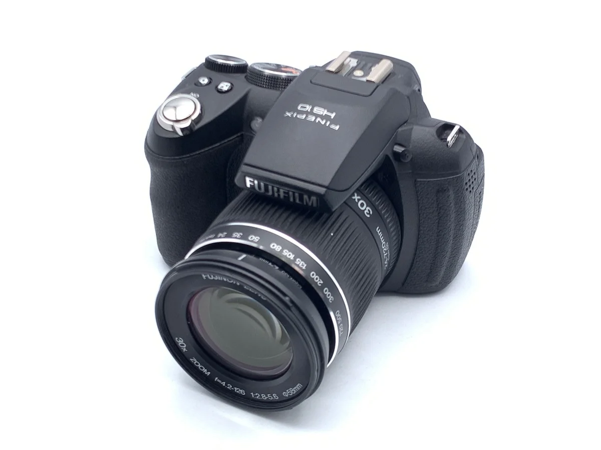 Fujifilm FinePix HS10