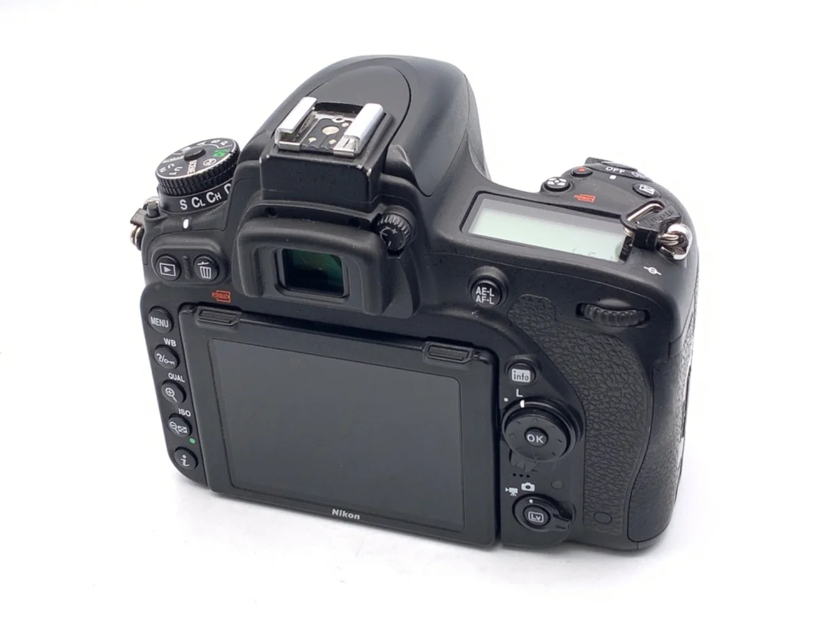 Nikon D750 - Thumbnail 2