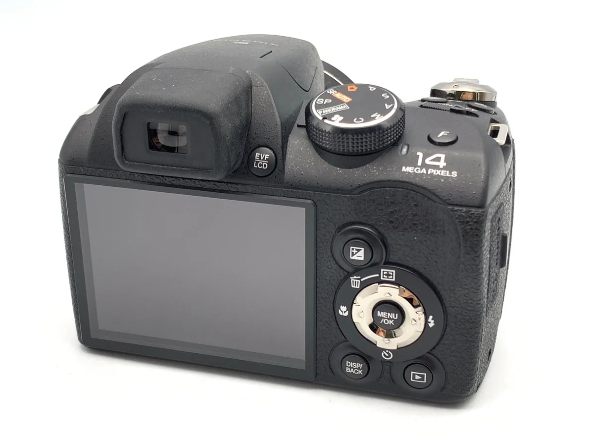 Fujifilm FinePix S4000 - Thumbnail 2