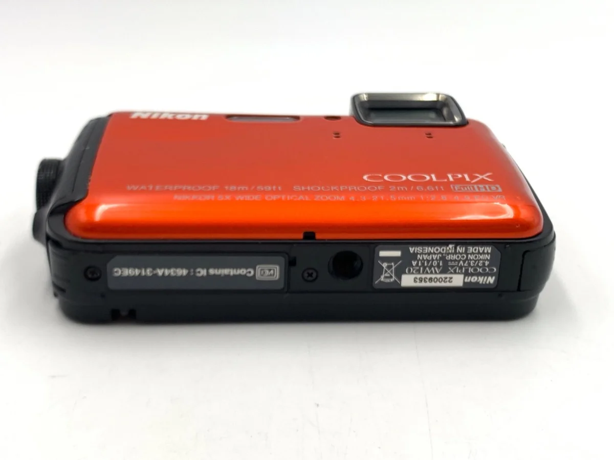 Nikon COOLPIX AW120 OR - Thumbnail 3