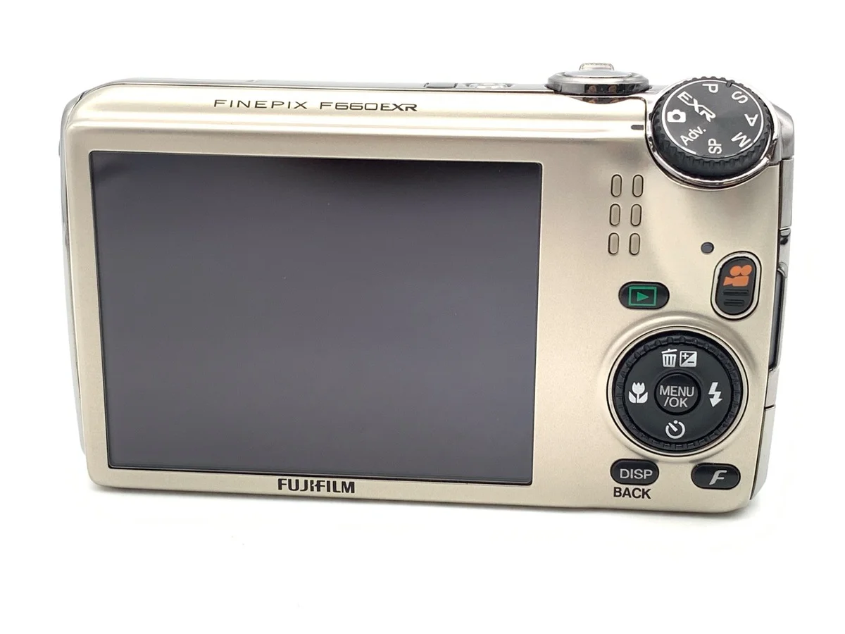 Fujifilm FinePix F660EXR - Thumbnail 2