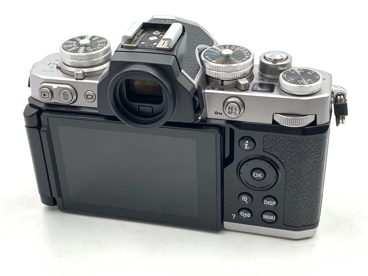 Nikon Zfc - Thumbnail 2